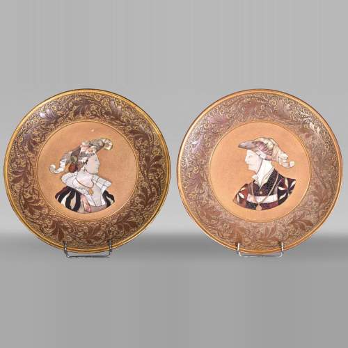 Kayser Sohn, Renaissance Figures – Pair of Decorative Corviniello Chargers, dated 1884