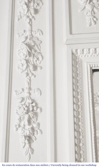 Louis XVI style trumeau decorated with floral garlands Louis XVI style trumeau decorated with floral garlands-4