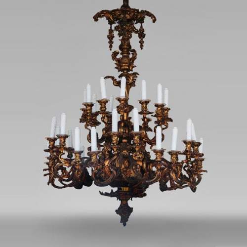  Important Louis XV style chandelier with 36 lights, in gilt bronze