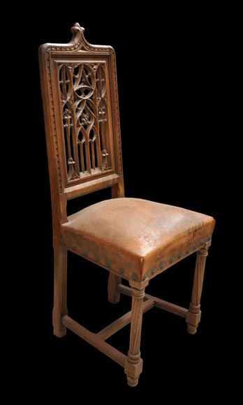 Set of 12 Neo-Gothic chairs featuring four different types of openwork backs Set of 12 Neo-Gothic chairs featuring four different types of openwork backs-5