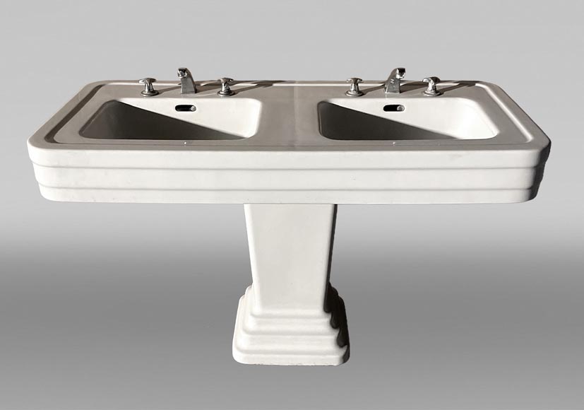 Double washbasin in white enamelled ceramic, chrome fittings, Art Deco Double washbasin in white enamelled ceramic, chrome fittings, Art Deco-0
