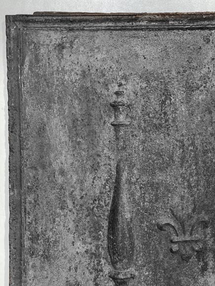 Fireplace plaque with fleur-de-lis and Pillars of Hercules-2