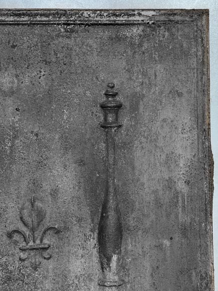 Fireplace plaque with fleur-de-lis and Pillars of Hercules-3