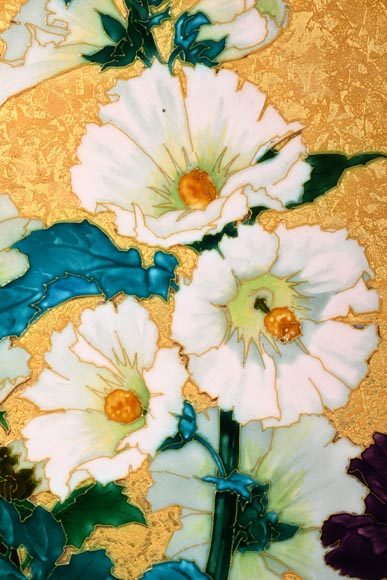 MILET & DIFFLOTH – Ornamental Glazed Ceramic Charger with Wildflower Decor MILET & DIFFLOTH – Ornamental Glazed Ceramic Charger with Wildflower Decor-3