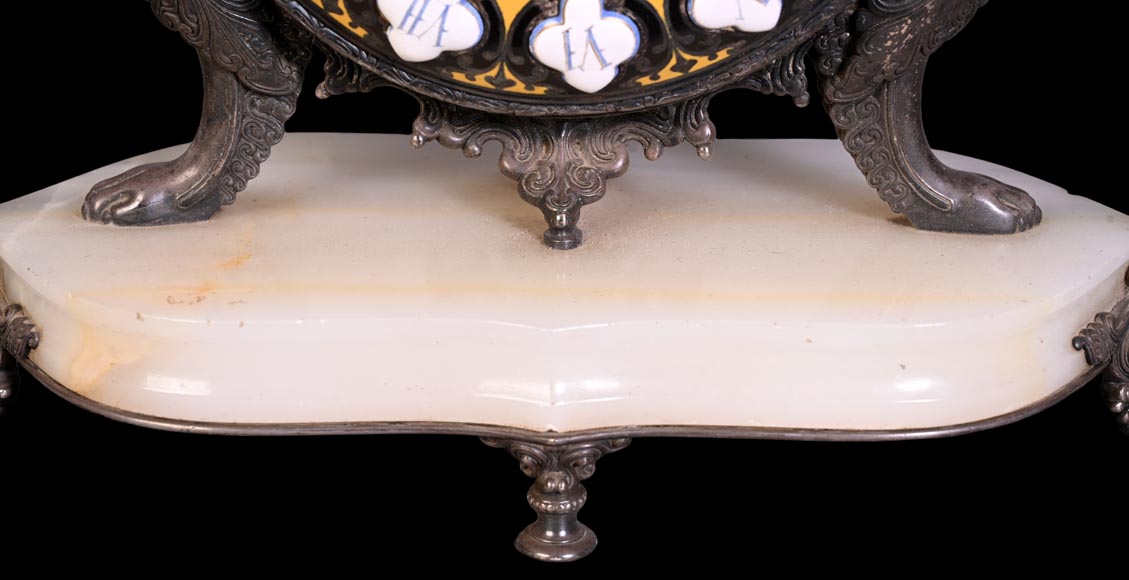 BOYE Charles, Table clock with orientalist decoration-5