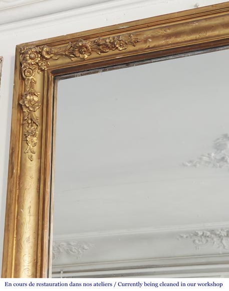 Gilded Louis Philippe period trumeau with floral decoration and engravings-2
