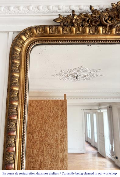 Gilded Louis XV style trumeau surmounted by a shell Gilded Louis XV style trumeau surmounted by a shell-2
