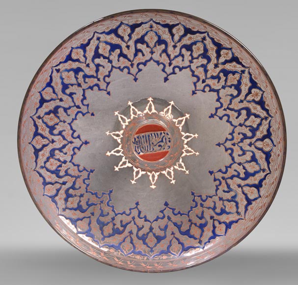 BROCARD Philippe-Joseph (in the style of) — Footed cup in blown glass with enamel and gilt decoration in the perso-islamic taste BROCARD Philippe-Joseph (in the style of) — Footed cup in blown glass with enamel and gilt decoration in the perso-islamic taste-0
