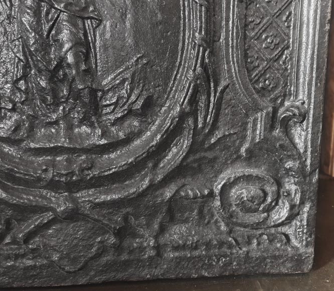 Fireback decorated with an allegory of fire Fireback decorated with an allegory of fire-7