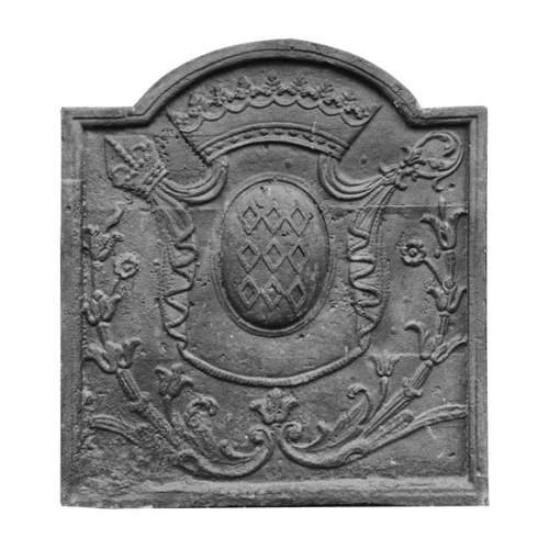 Fireback with geometric coat of arms