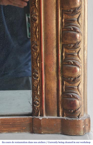 Gilt Louis XVI-style trumeau with frieze decoration Gilt Louis XVI-style trumeau with frieze decoration-4