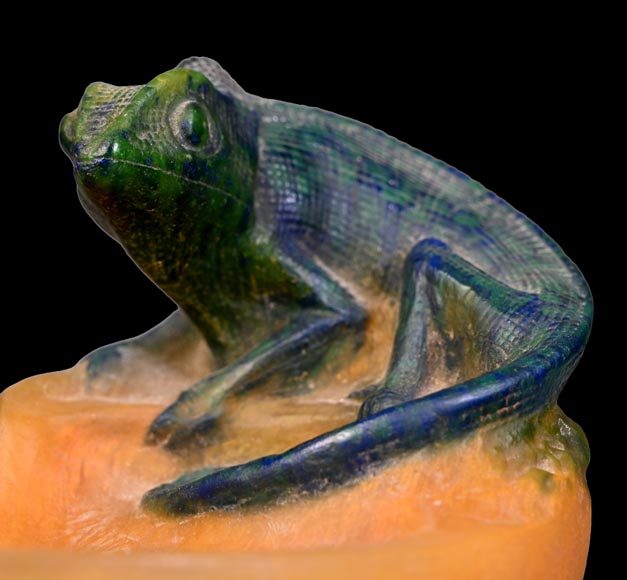 WALTER Amalric & BERGÉ Henri — Pâte de verre dish with chameleon-10