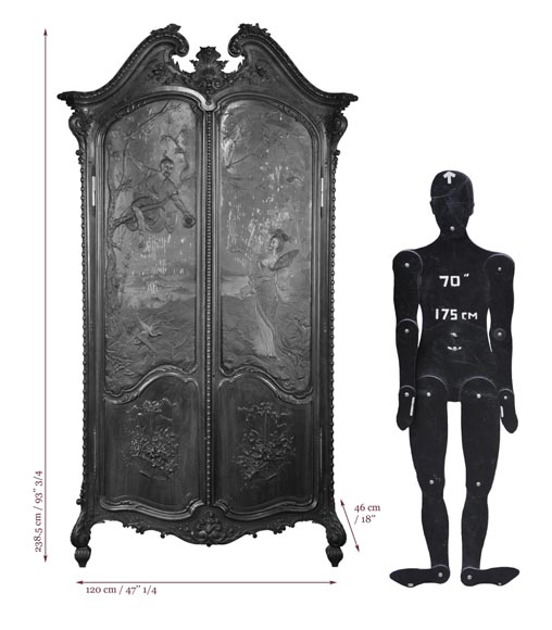 Antique Louis XV style carved walnut wardrobe with painted Japanese style decor Antique Louis XV style carved walnut wardrobe with painted Japanese style decor-10