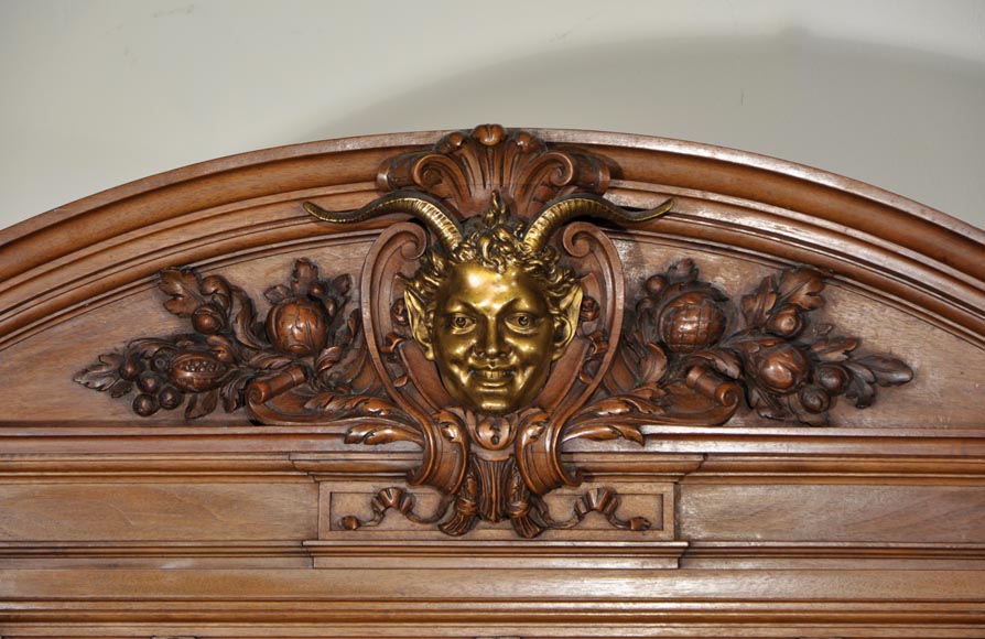 Eugène Frager, Meynard Manufacture (cabinetmaker), Ferdinand Barbedienne (bronze manufacturer), Louis-Constant Sevin (ornemanist) - Exceptional Neo-Renaissance style dining room set made out of carved walnut-13