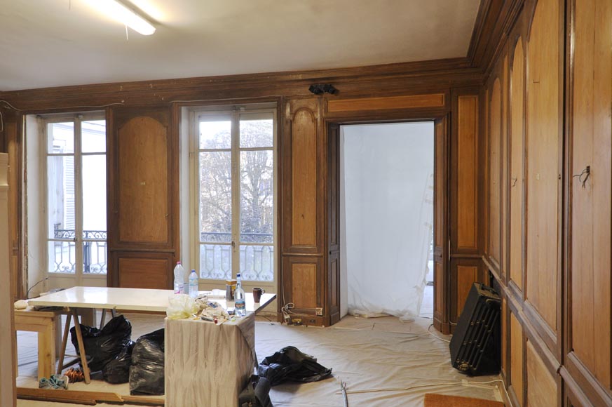 18th century oak and fir wood paneled room-4