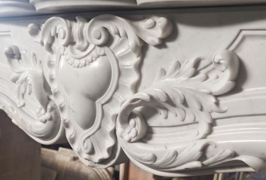 Richly decorated Louis XV style Carrara marble fireplace Richly decorated Louis XV style Carrara marble fireplace-3