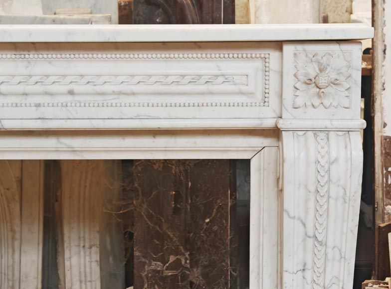 Louis XVI style mantel in veined Carrara marble with pearl entablature-7