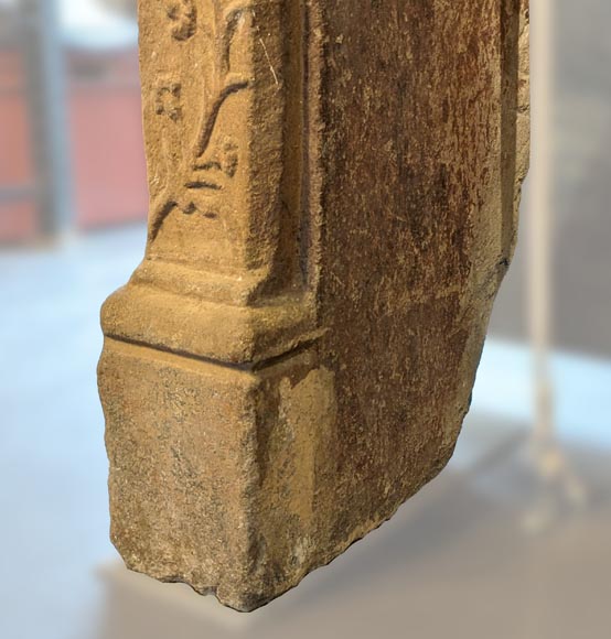 Louis XIII period stone mantelpiece with plant patterns-8