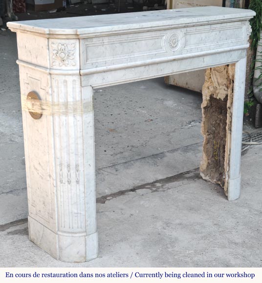 Louis XVI style Carrara marble mantel with rounded corners adorned with a sunflower flower-2