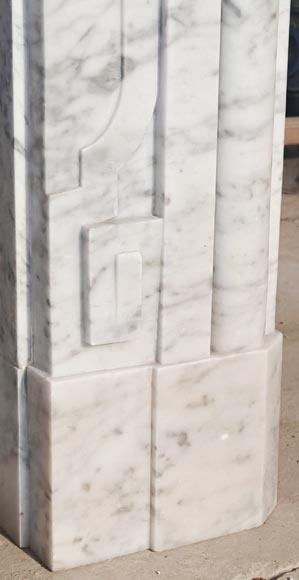 Louis XIV-style fireplace in Carrara marble with a rounded molding (boudin) Louis XIV-style fireplace in Carrara marble with a rounded molding (boudin)-5
