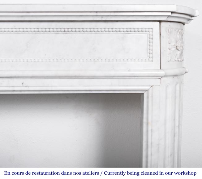Louis XVI style fireplace in Carrara marble with rounded corners-8