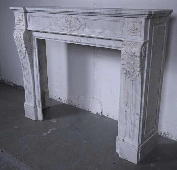 Louis XVI style mantel in Carrara marble with acanthus leaves-6