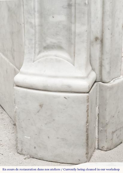 Louis XV style fireplace with three shells, in Carrara marble Louis XV style fireplace with three shells, in Carrara marble-5