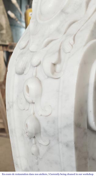 Important Regency style fireplace in Carrara marble-5