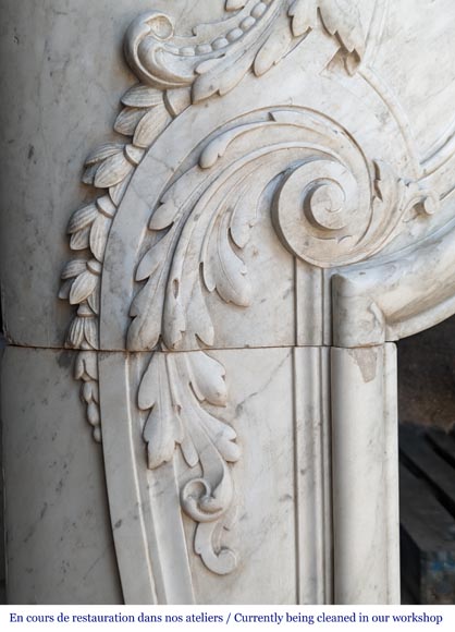 Exceptional Napoleon III period mantel in veined Carrara marble, adorned with a rich décor of palmettes and arabesques.-9