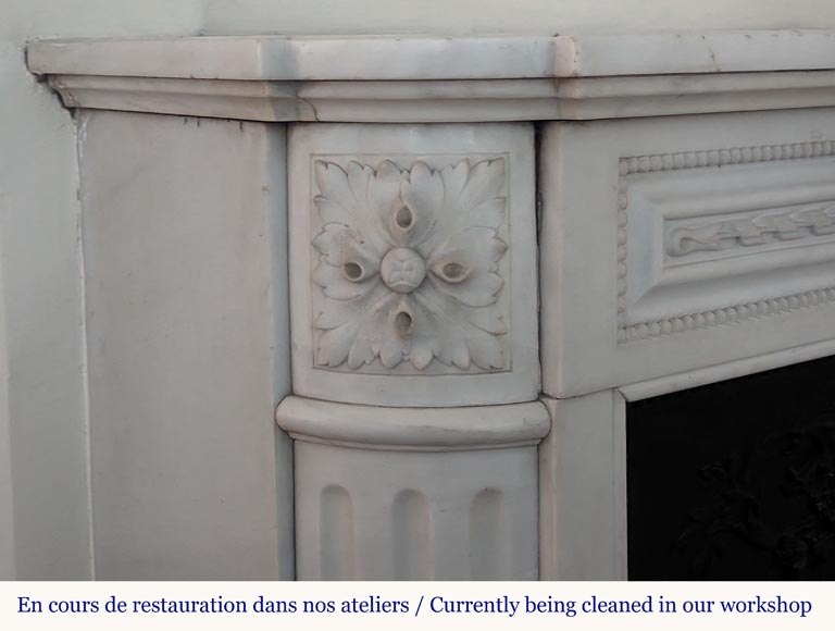 Louis XVI style Carrara marble mantel with rounded corners and pearl décor-3