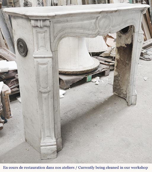 Louis XV style Pompadour model fireplace, in Carrara marble Louis XV style Pompadour model fireplace, in Carrara marble-2