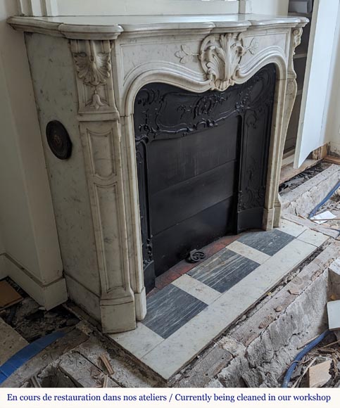 Louis XV style mantel in Carrara marble adorned with palmettes-4