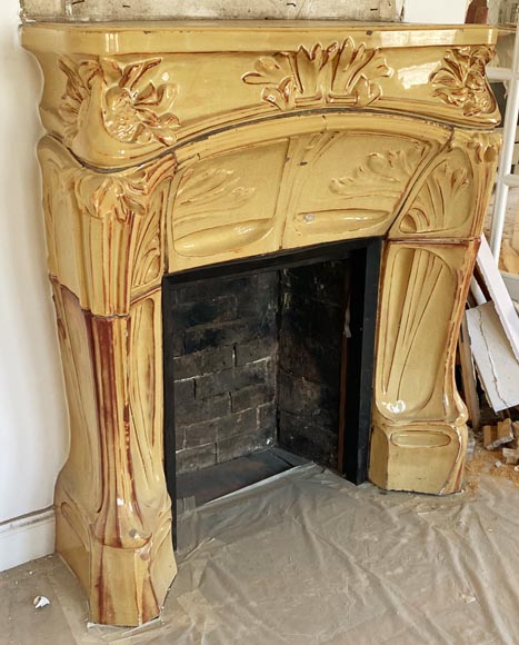 Louis Majorelle (design attributed to), Yellow Art Nouveau mantelpiece with sunflowers-3