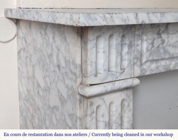 Louis XVI style mantel in veined Carrara marble with fluting-3