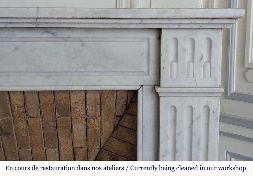 Louis XVI style mantel in Carrara marble adorned with a sunflower-6