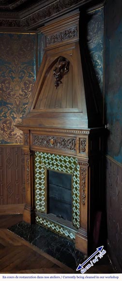 Neo-Renaissance style mantel in carved walnut wood adorned with a salamander-8