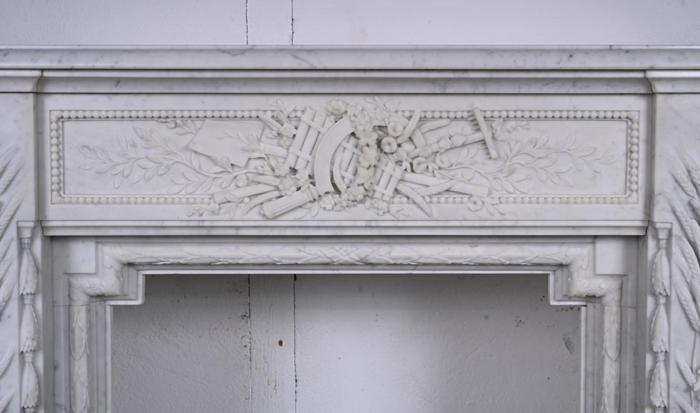 Napoleon III style mantel in Carrara marble with wheat ears-1