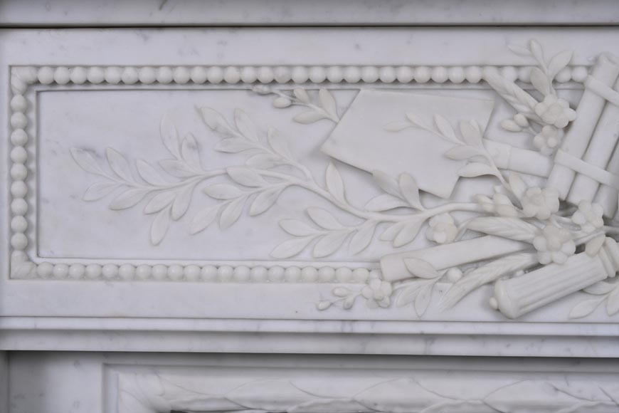 Napoleon III style mantel in Carrara marble with wheat ears-4