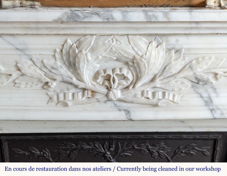 Louis XVI style curved mantel in Arabescato marble -1