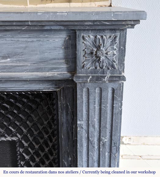 Louis XVI mantel in Turquin marble-6