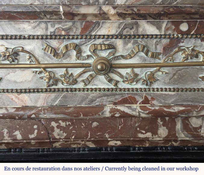 Louis XVI style mantel with rounded corners and bronze ornaments-1