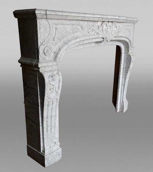 Large Regency-Style Mantelpiece in Veined Carrara Marble-4