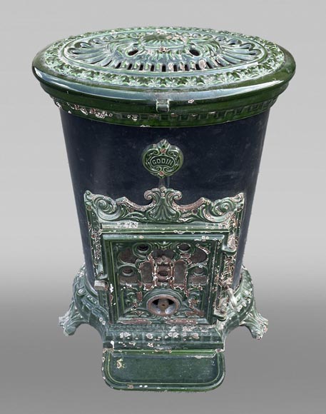 GODIN, Oval cast iron stove, 19th-20th century-1