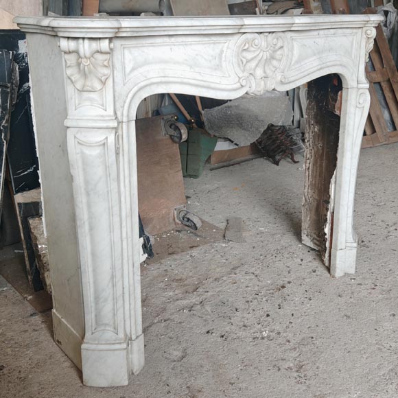 Louis XV style mantel with three shells carved in Carrara marble-3