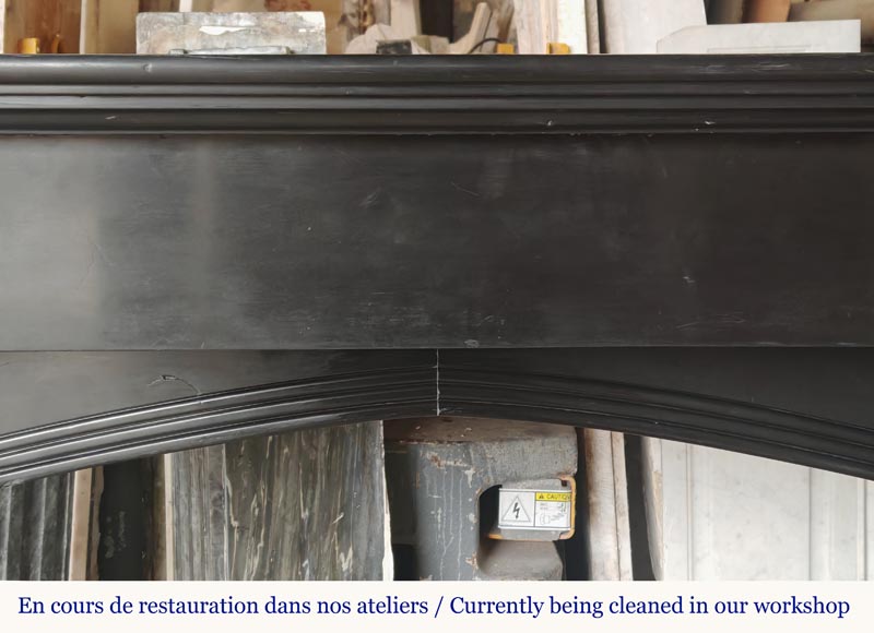 Lion paw mantel in fine black marble-1