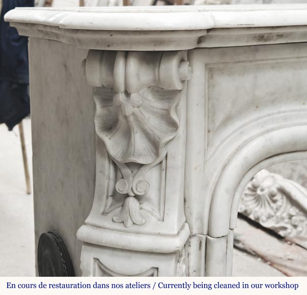 Louis XV style fireplace in Carrara marble decorated with a shell-4
