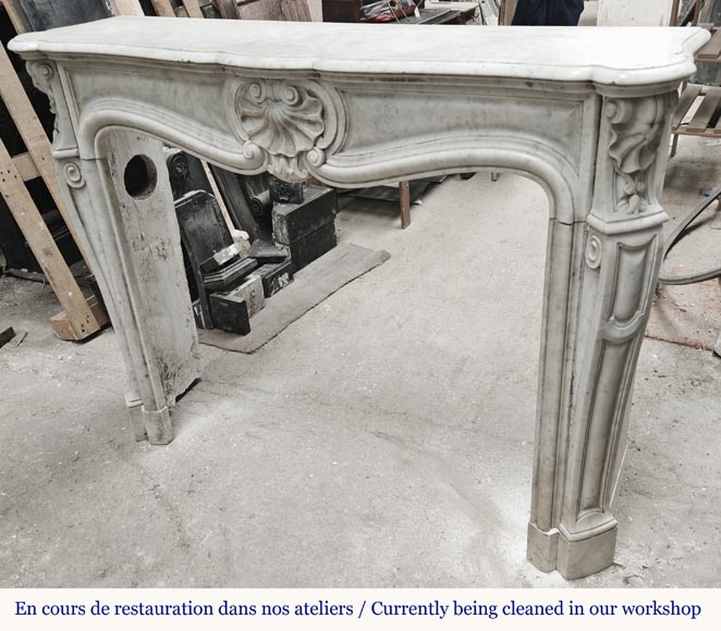 Louis XV style fireplace in Carrara marble decorated with a shell-6