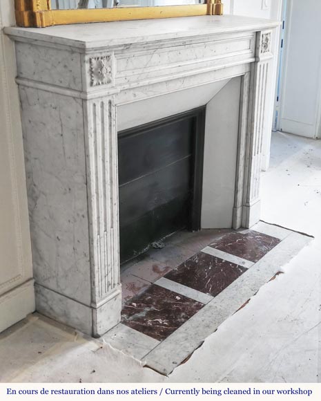 Louis XVI style fireplace with molded decoration, in Carrara marble Louis XVI style fireplace with molded decoration, in Carrara marble-2