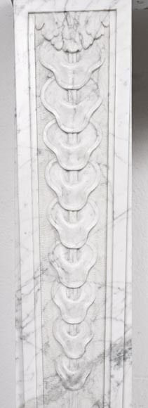 Louis XVI period fireplace with carved fruit decoration, in veined Carrara marble-8