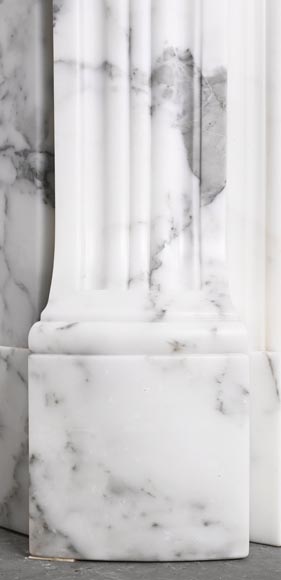 Louis XV style fireplace in Arabescato marble, decorated with an asymmetrical palmette Louis XV style fireplace in Arabescato marble, decorated with an asymmetrical palmette-8
